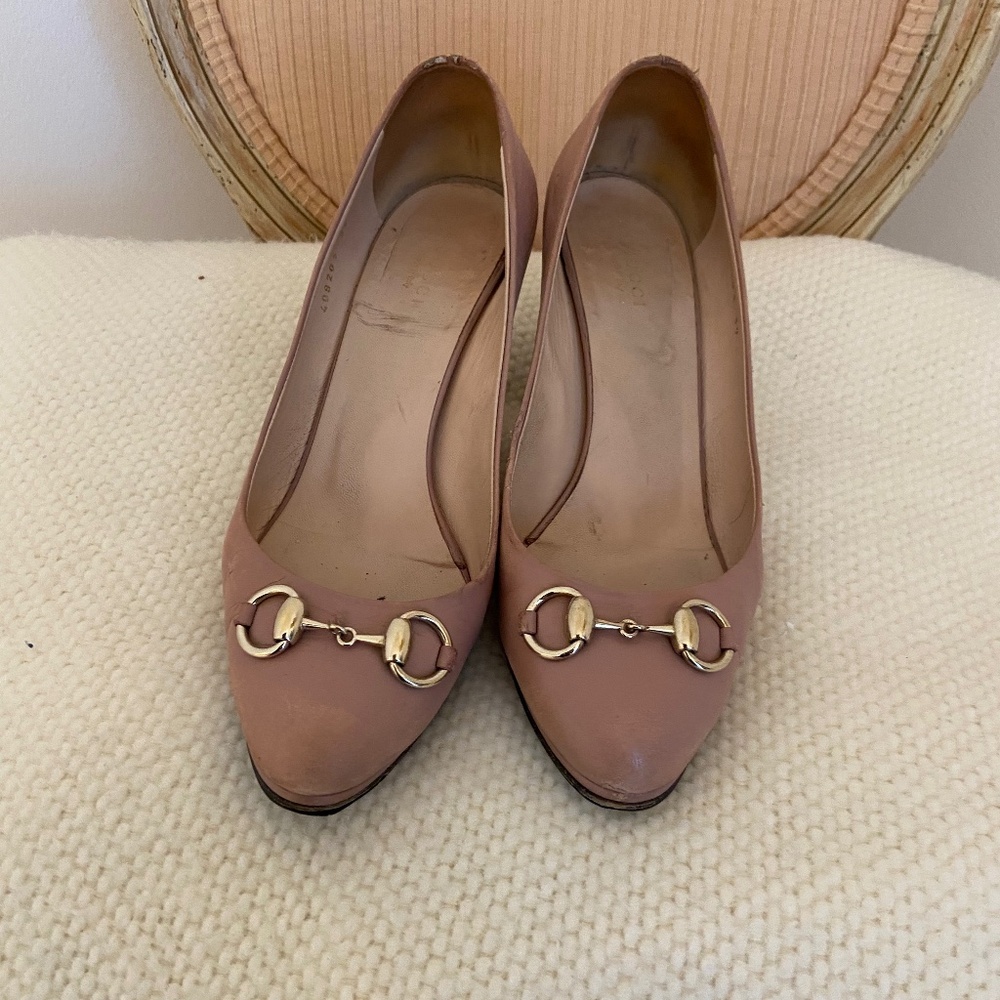 Gucci pumps